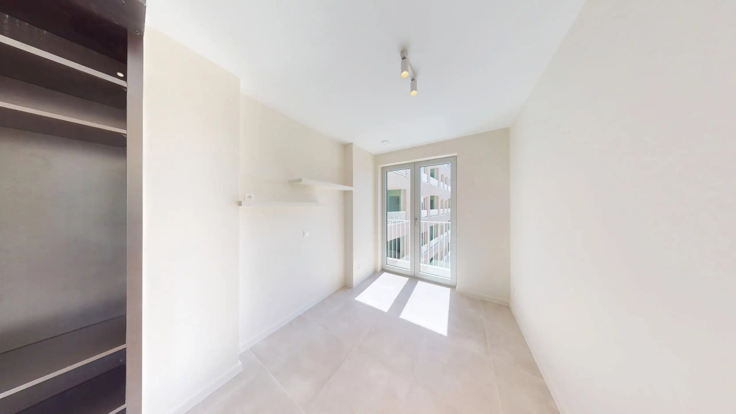 ANTWERPEN - Lichtrijk nieuwbouwappartement met top afwerking foto 8