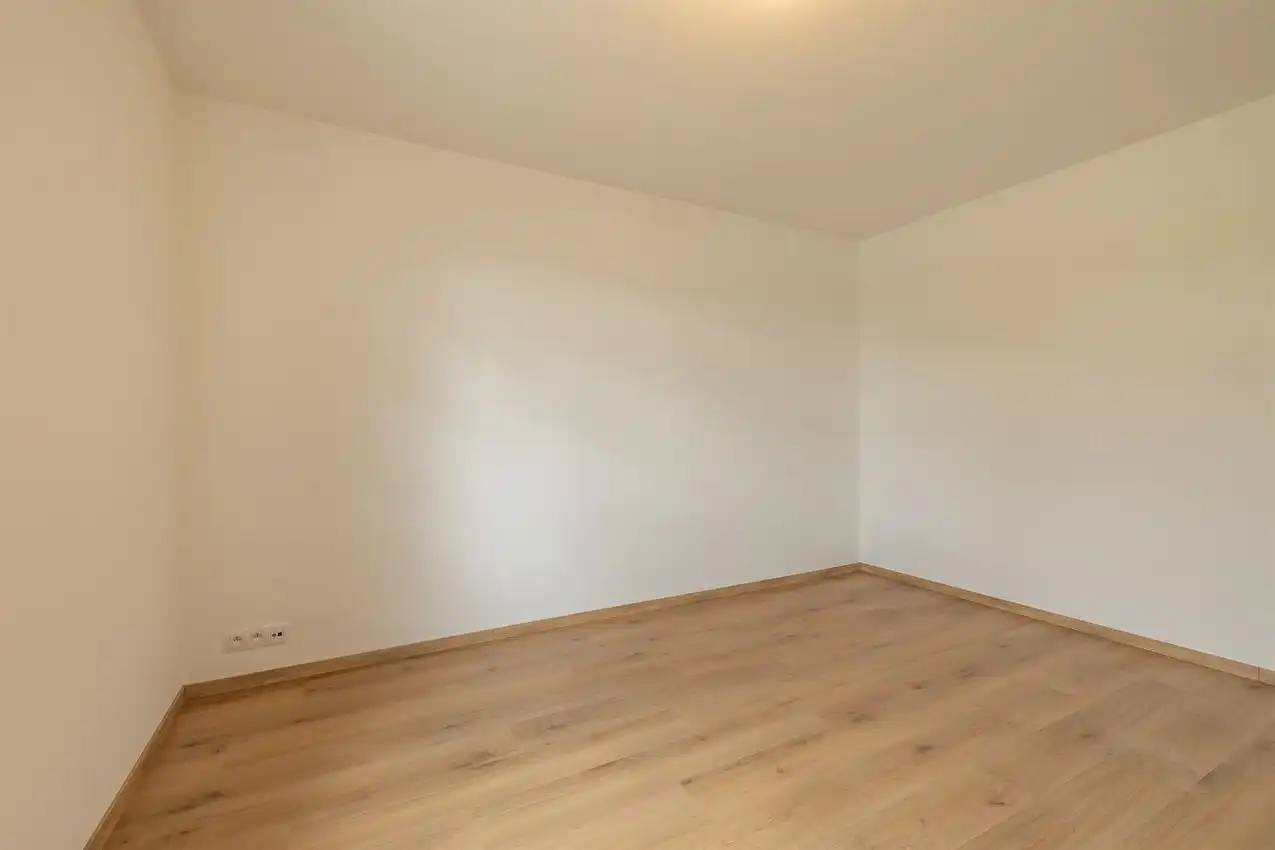 Nieuwbouw met vier slaapkamers, mooie tuin en centrale ligging foto 15