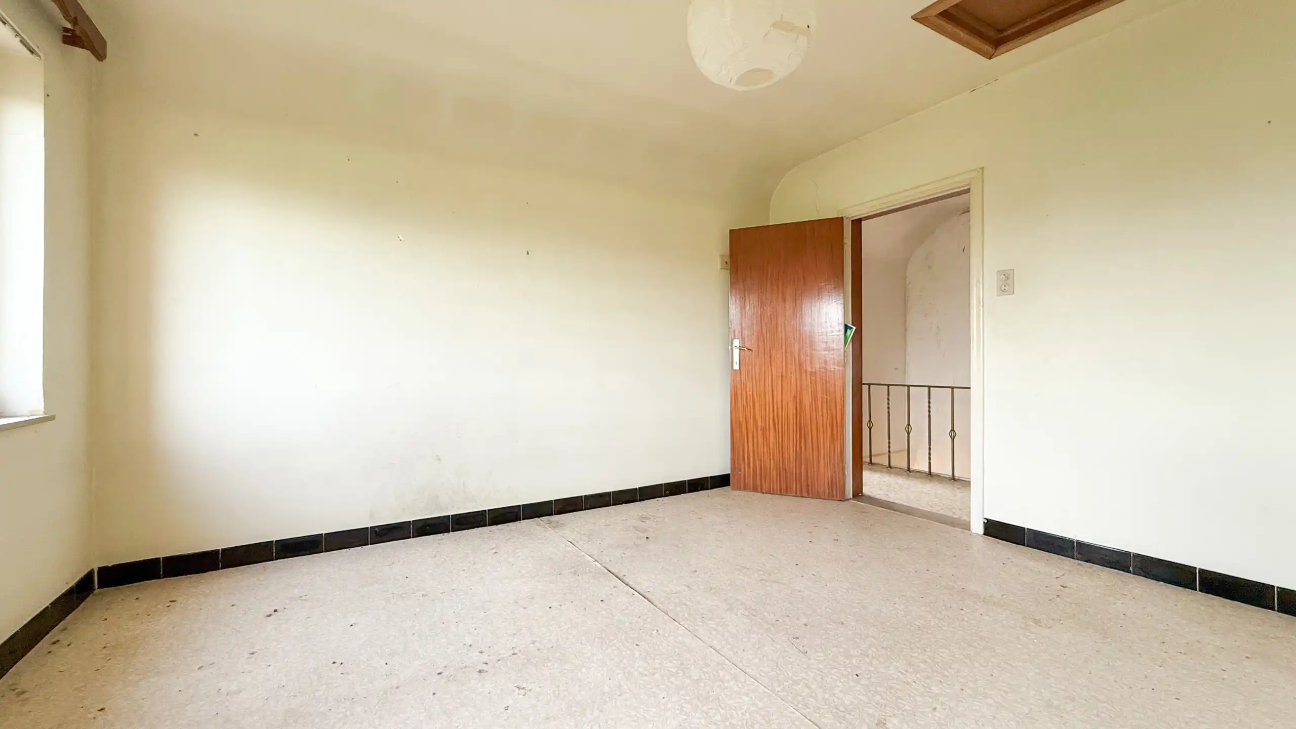 Charmante woning met potentieel tussen Kortessem–Tongeren! foto 22