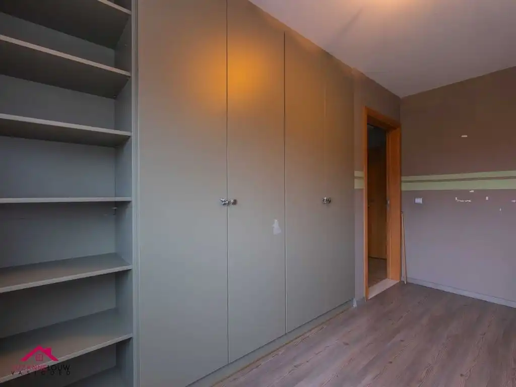 Instapklare gezinswoning met tuin foto 24