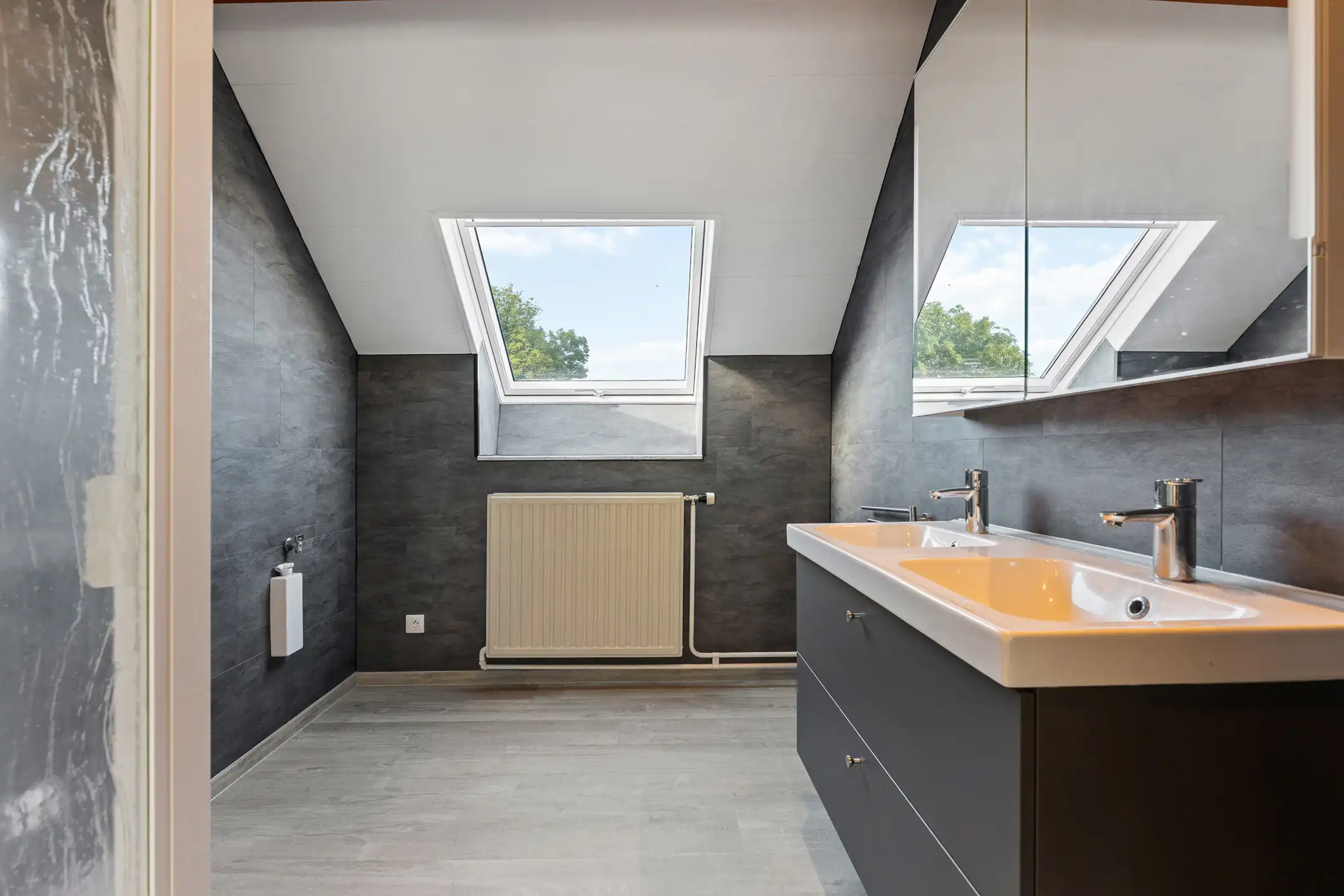 Duplex appartement met garagebox te Valmeer foto 13
