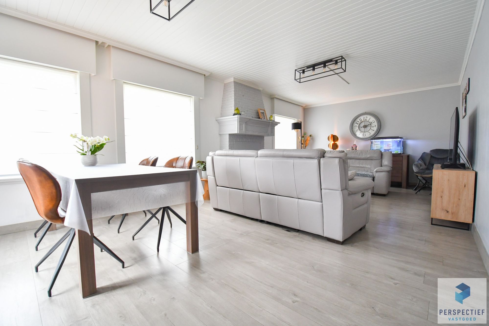 UITSTEKEND GELEGEN GELIJKVLOERSE WONING met 4 slaapkamers en tuin foto 11