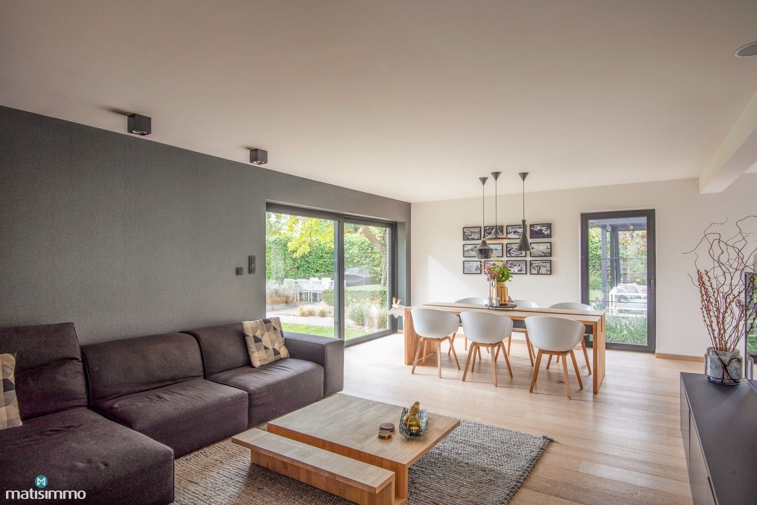 ENERGIEZUINIGE WONING MET 2 SLAAPKAMERS, TUIN EN DUBBELE GARAGE IN HET DORPSCENTRUM VAN ROSMEER foto 3