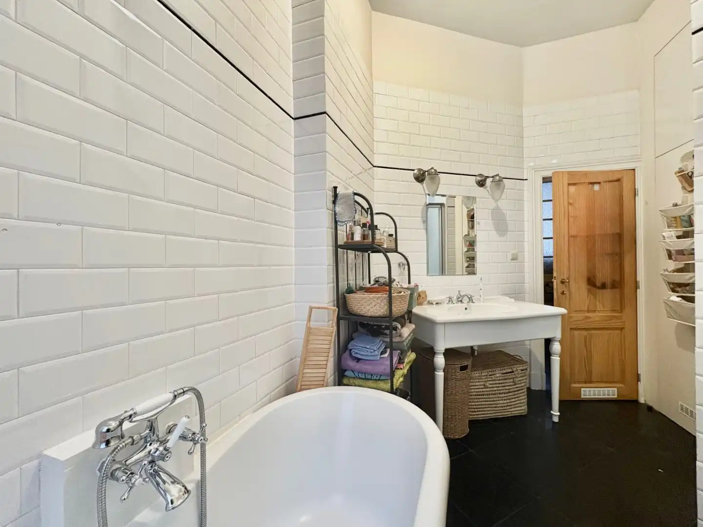 2-slaapkamerappartement met karakter in bruisende wijk Zurenborg foto 9