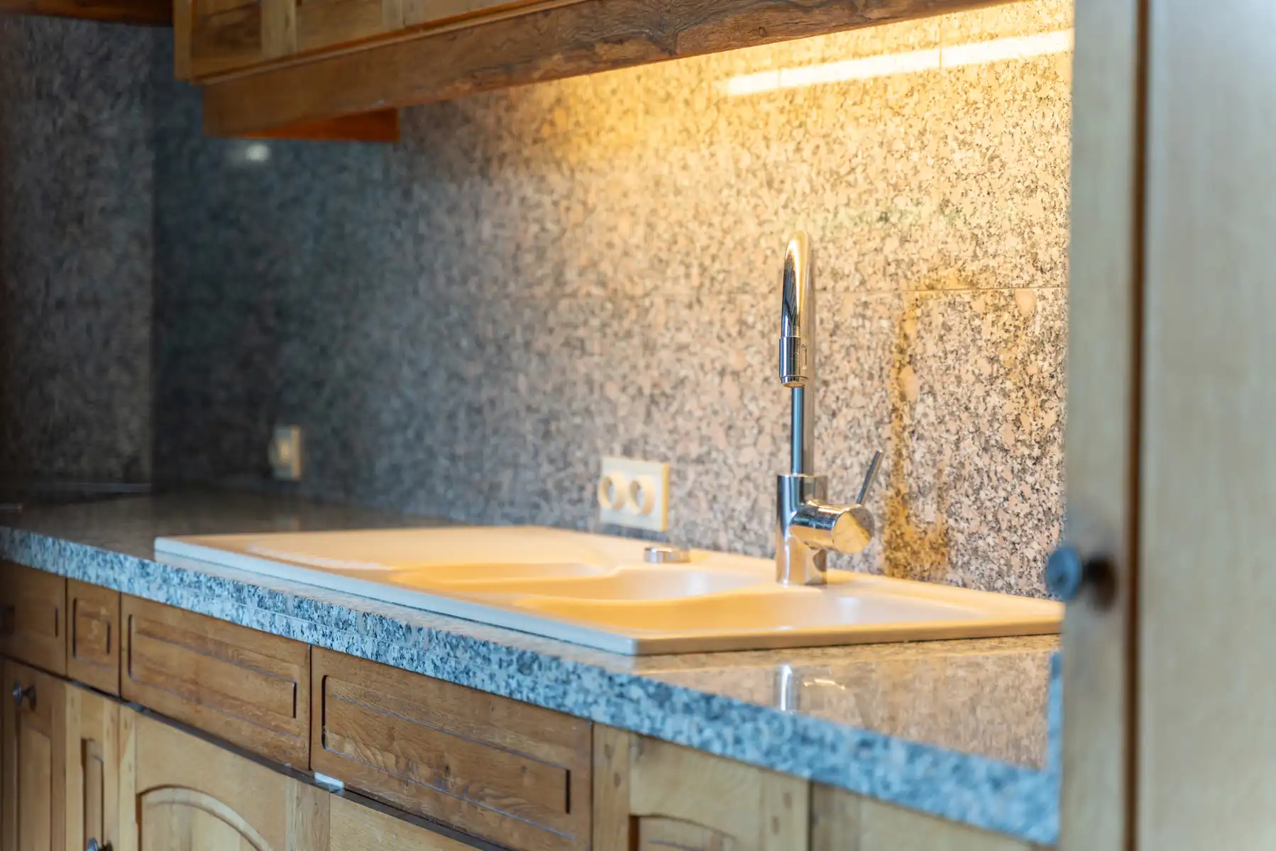 Gezinswoning met 3 slaapkamer + aangelegde tuin te Koningslo foto 9