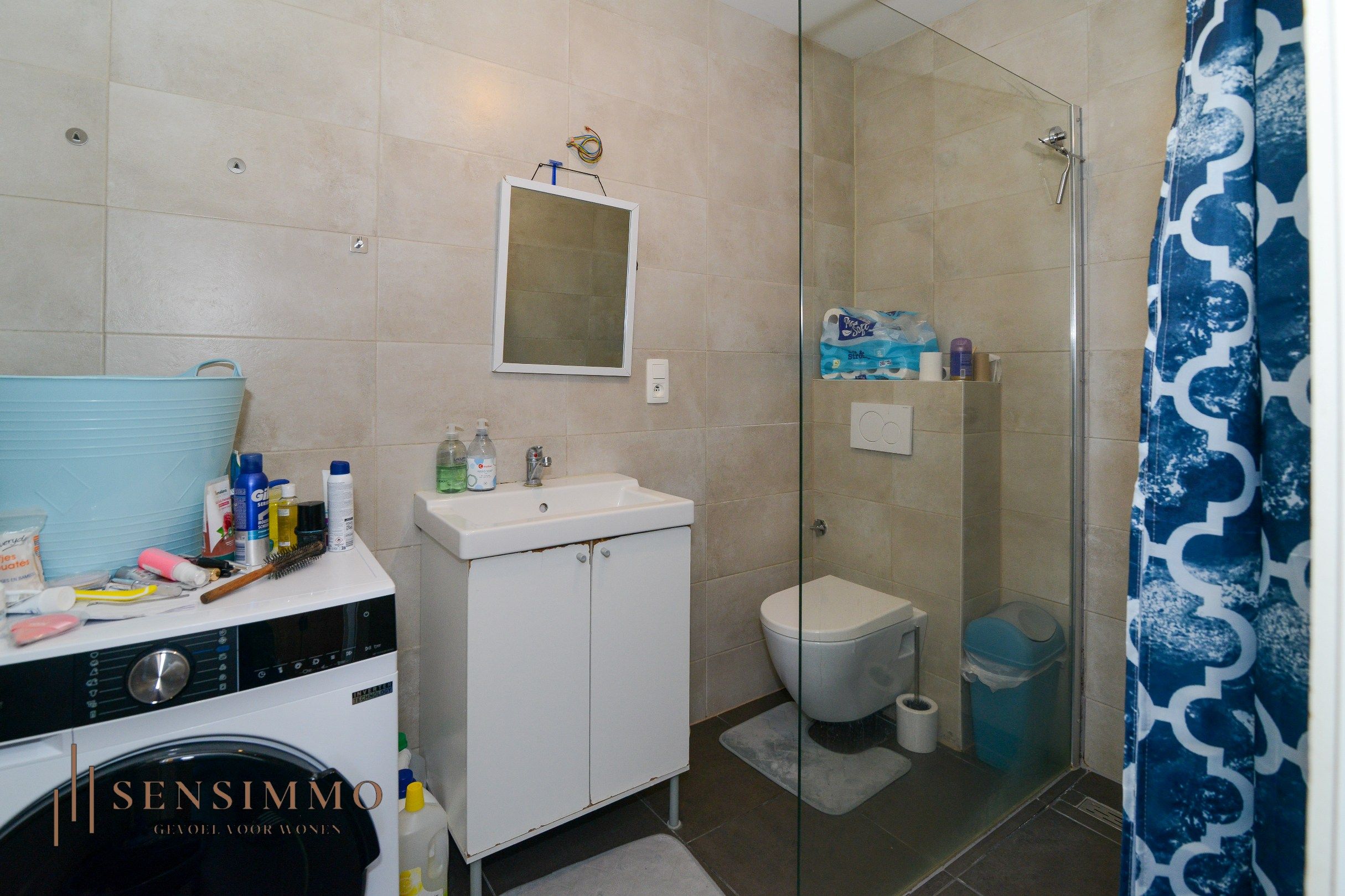 Opbrengsteigendom: Building met 8 appartementen en 2 handelspanden foto 22