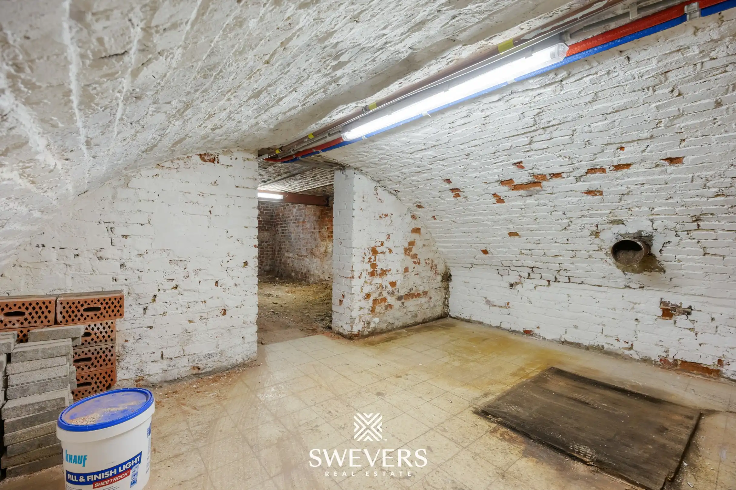 Stijlvol gerenoveerde gezinswoning met ruimte in overvloed te Borgloon foto 20