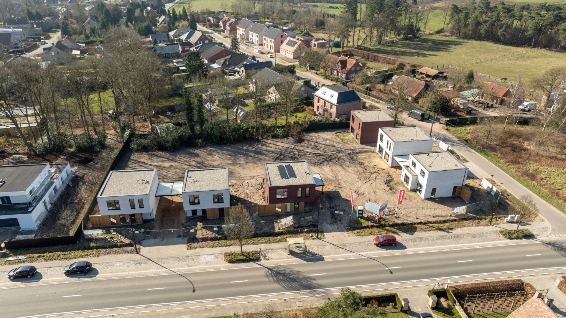Energiezuinige open bebouwing met zongerichte tuin foto 6