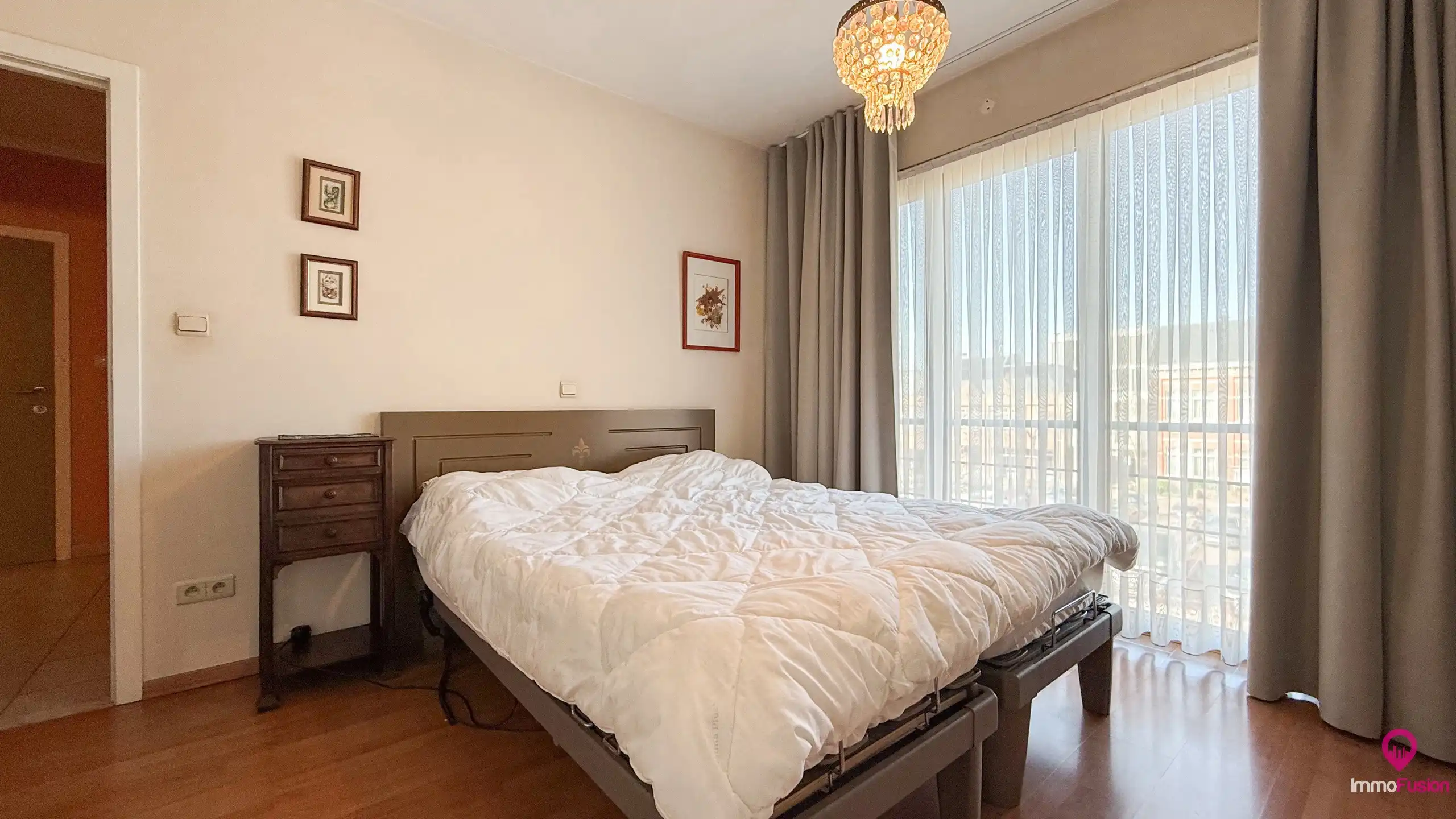 Instapklaar appartement met terras op centrale ligging! foto 21