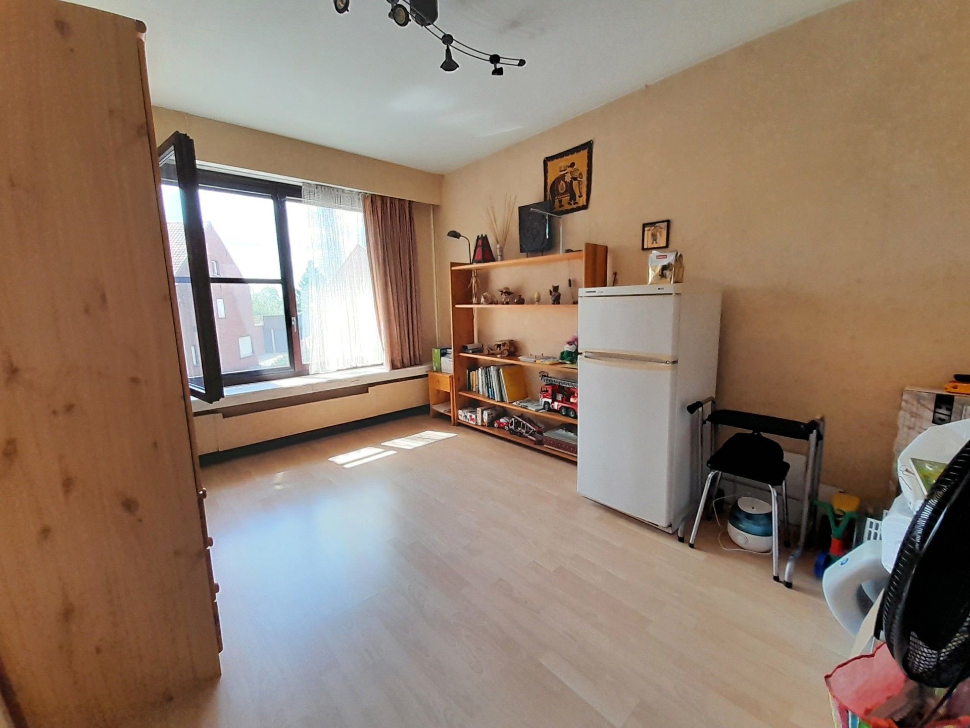 Top onderhouden eengezinswoning – centraal gelegen foto 15