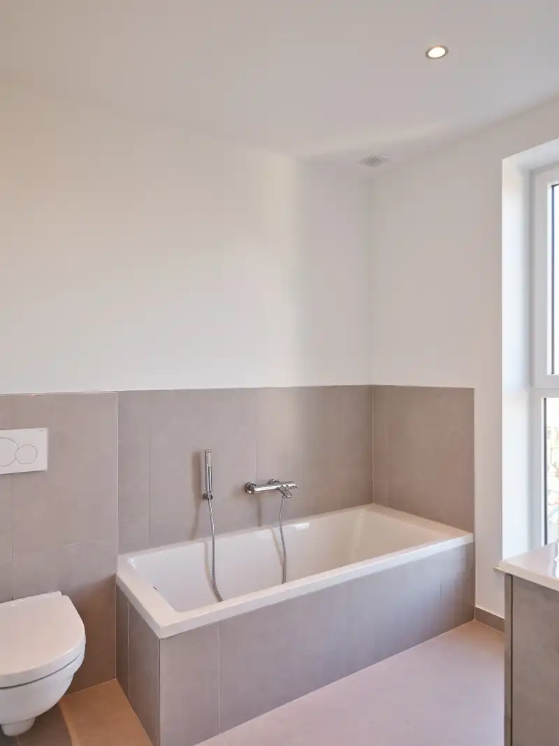 Instapklare gezinswoning met tuin in hartje Kieldrecht foto 11