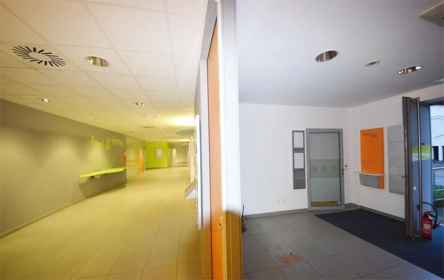 MODERN COMMERCIEEL PAND INCL. 6 PARKINGS foto 22