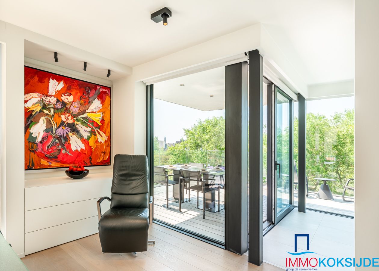 Exclusief penthouse met 2 slaapkamers en ruim terras in moderne residentie foto 10