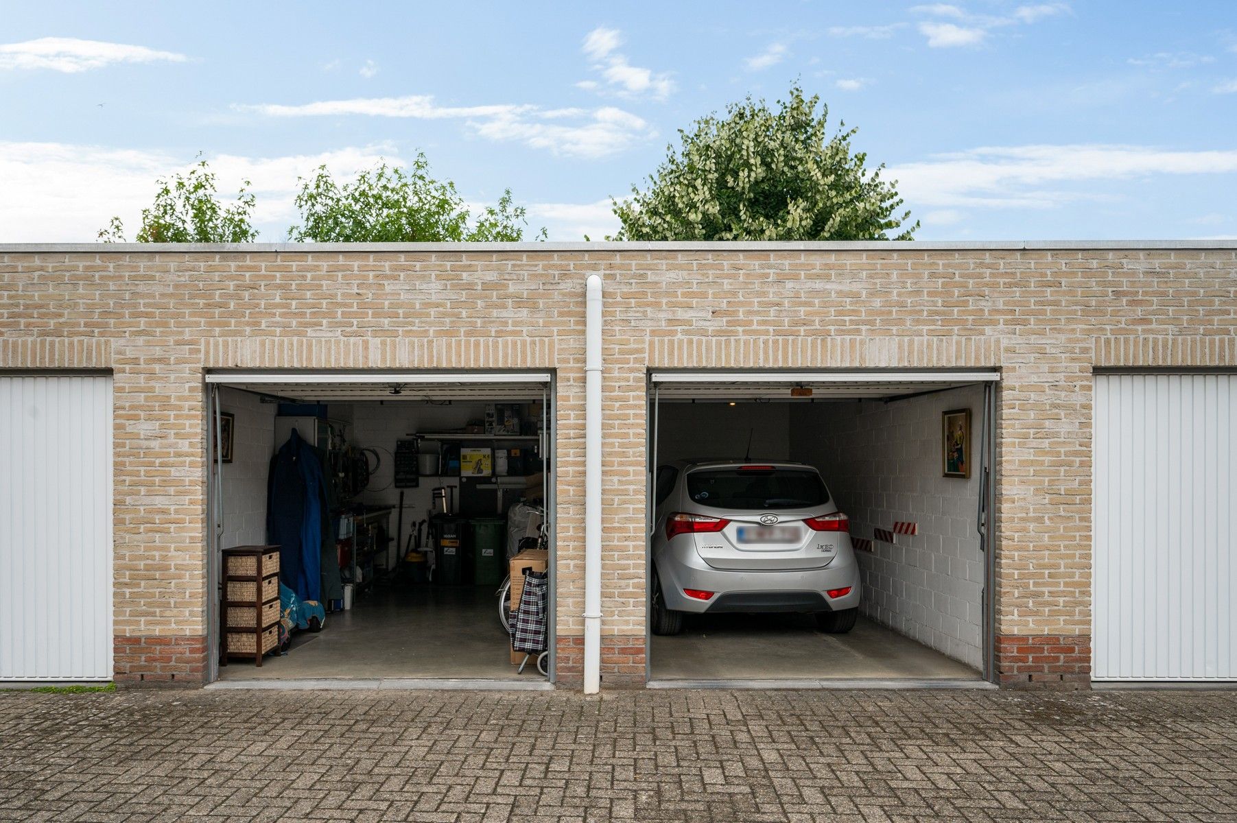 Energiezuinig appartement met twee garages foto 2