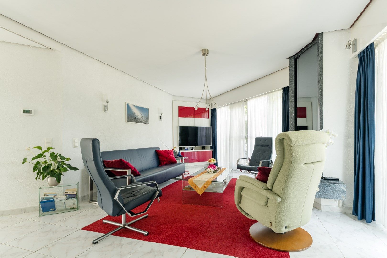  IN OPTIE!  Instapklare woning met buitenzwembad te koop! foto 8