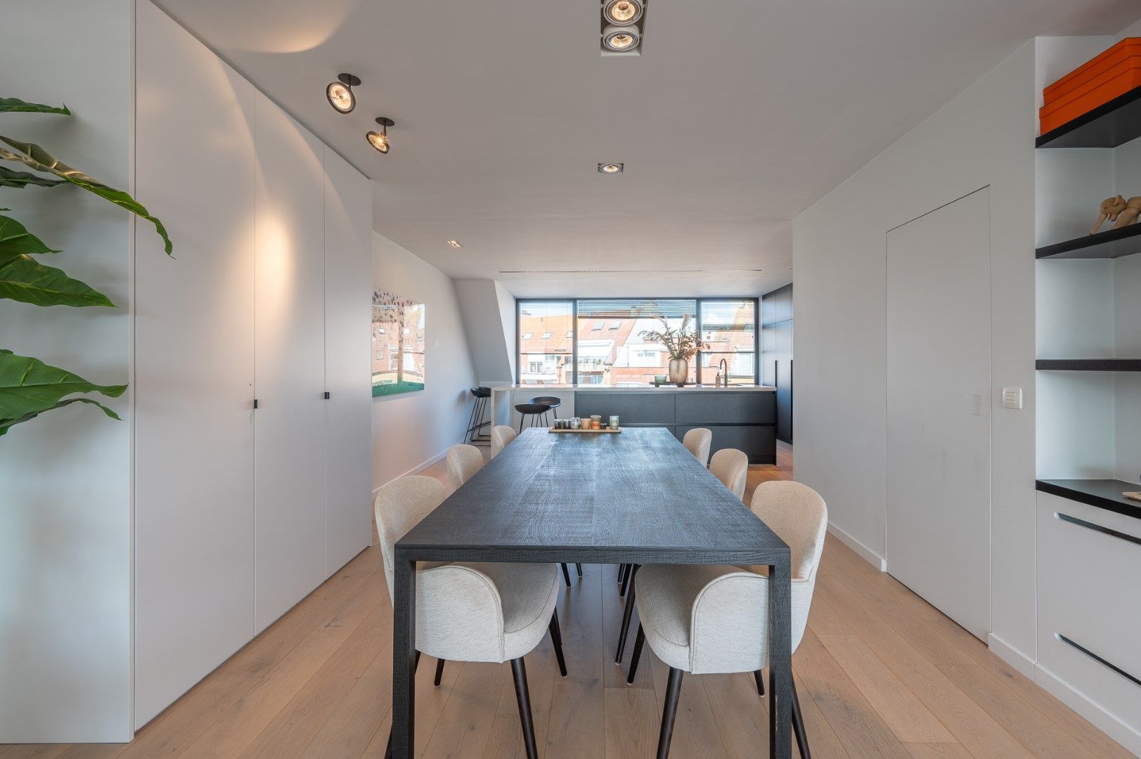 Duplex appartement vlakbij het Rubensplein met zijdelings zeezicht. foto 6