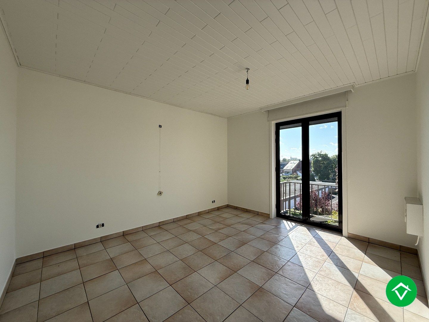 Appartement met twee slaapkamers, terras en garage foto 13