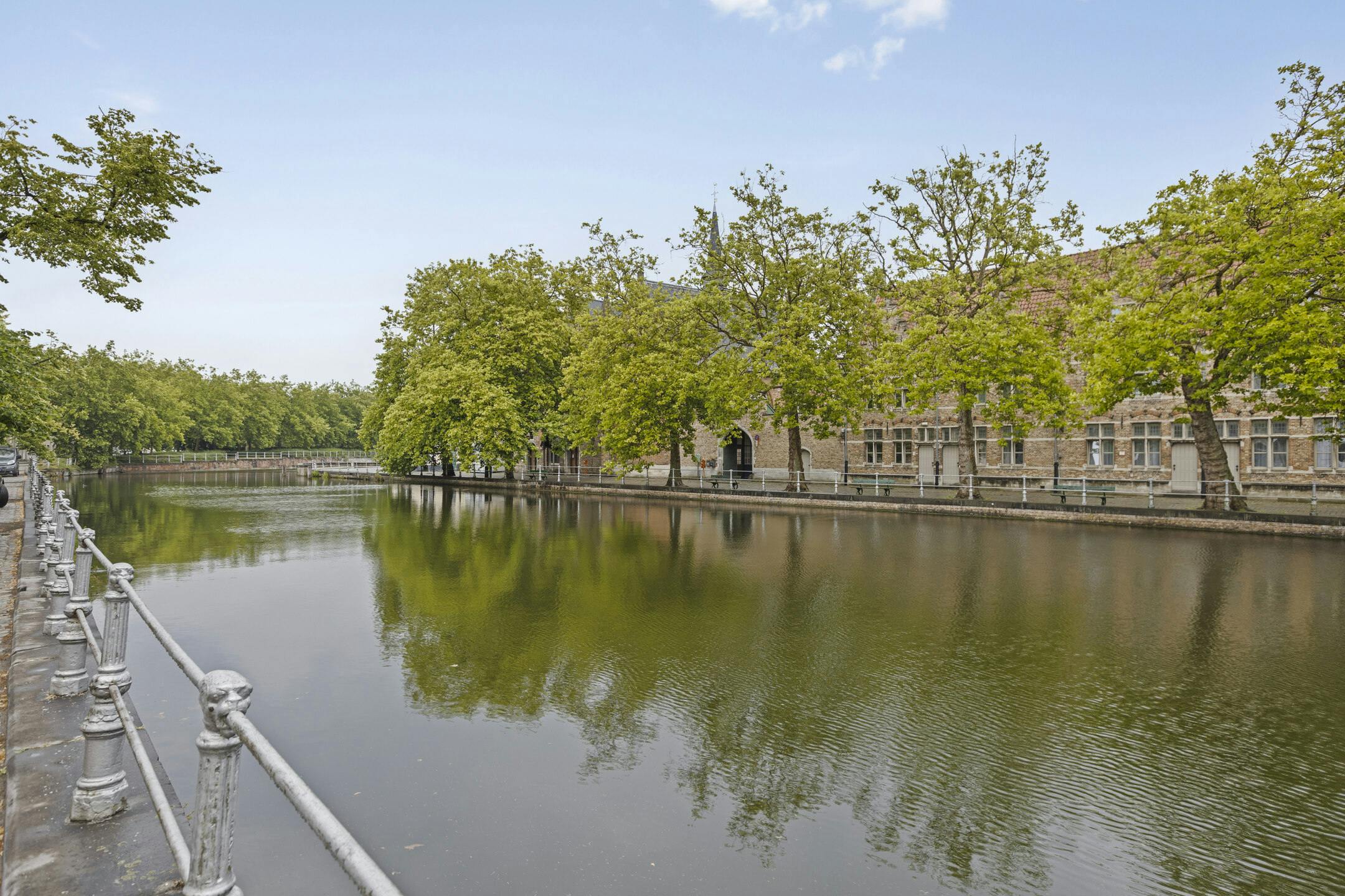 Unieke kans aan de Langerei in Brugge: te renoveren handelshuis  foto 5