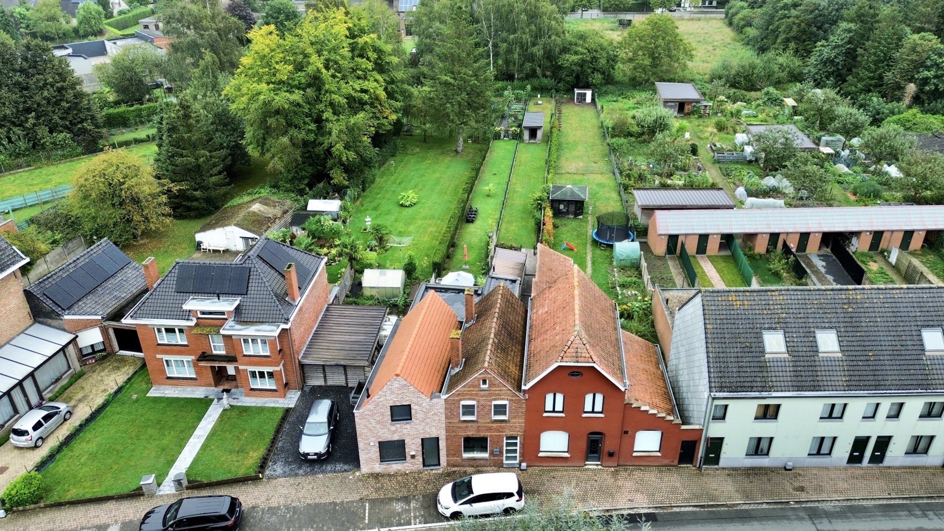 Instapklare rijwoning met tuin, Torhout foto 36