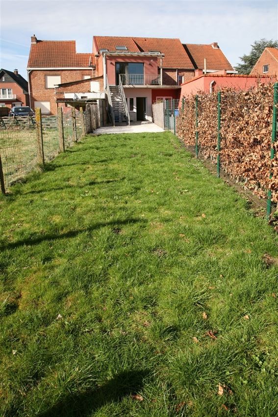 Vernieuwde woning, label C, tuin en garage foto 3