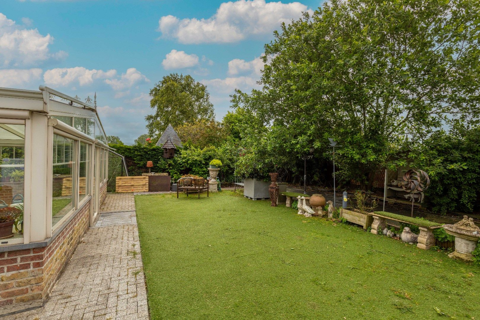 Rustig gelegen, super energiezuinige en verrassend ruime villa met zongerichte tuin te Westkapelle. foto 15