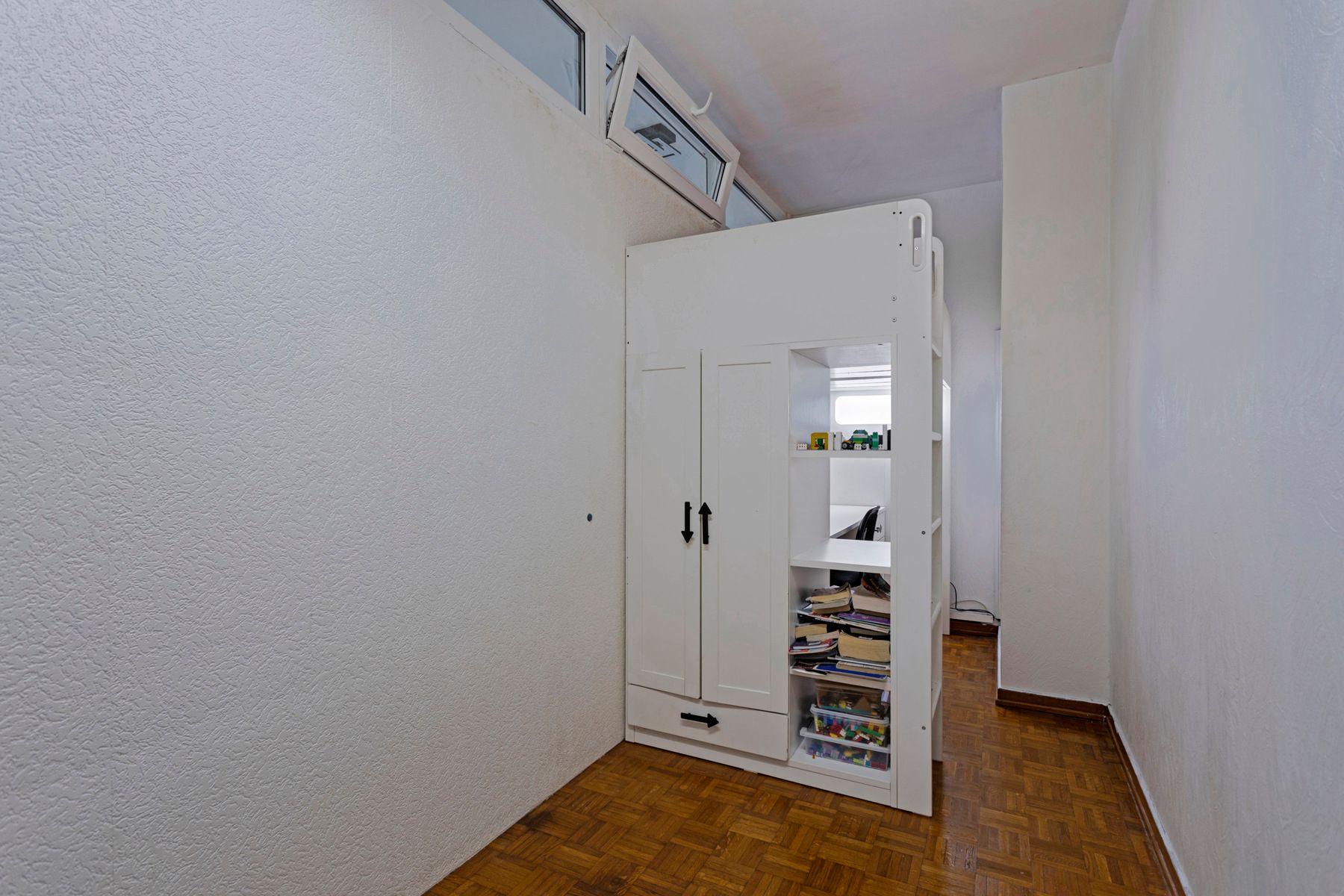 Instapklaar appartement met 2 slaapkamers en ruim terras  foto 15