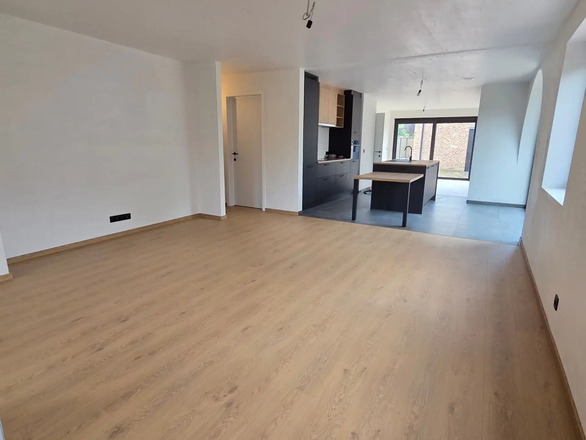Prachtige, energiezuinige nieuwbouw woning te Keerbergen, gelegen vlakbij het centrum, winkels, scholen en openbaar vervoer.  foto 19