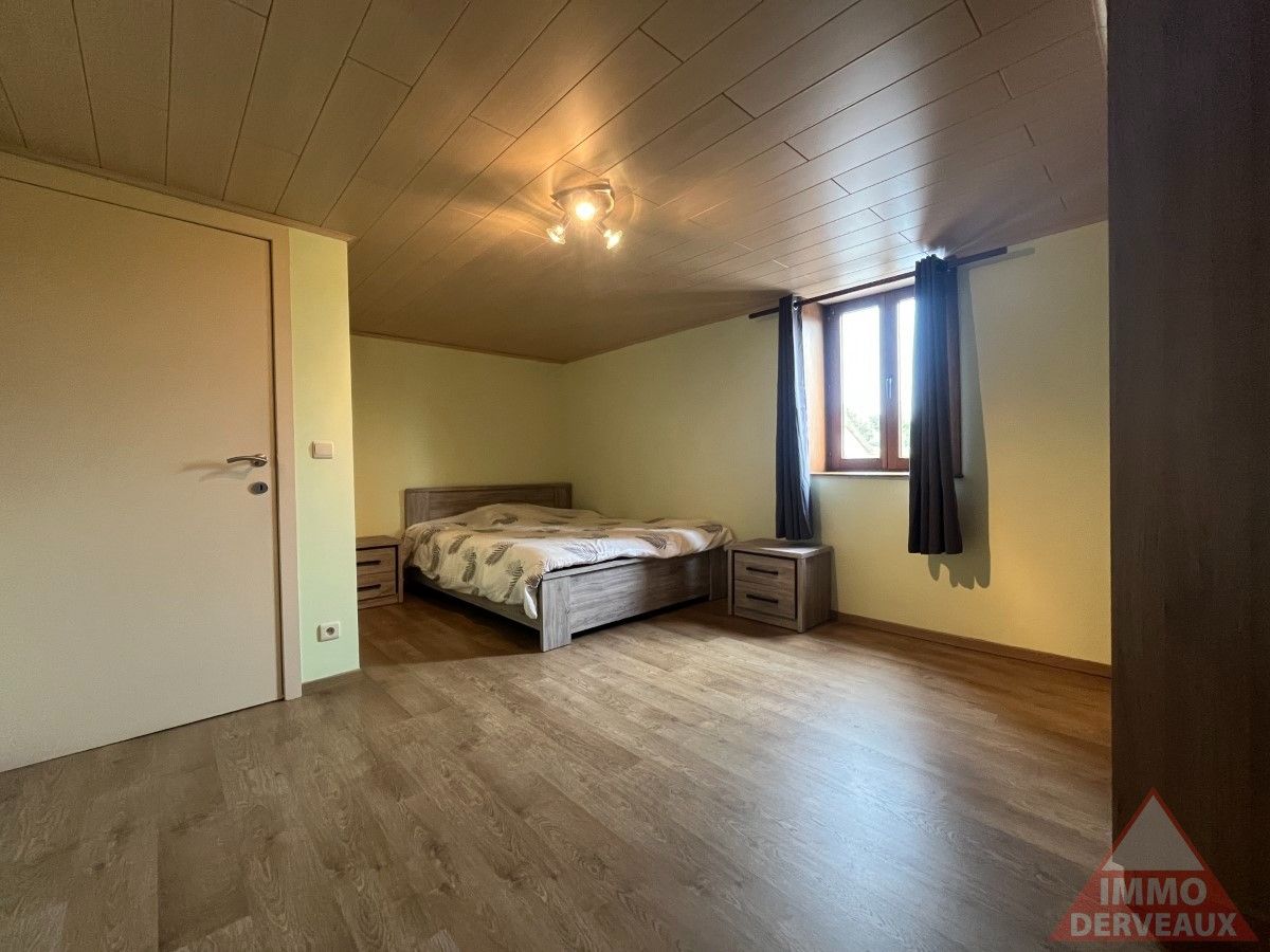 Geluveld - Open woning met grote tuin en zijoprit met garage foto 8