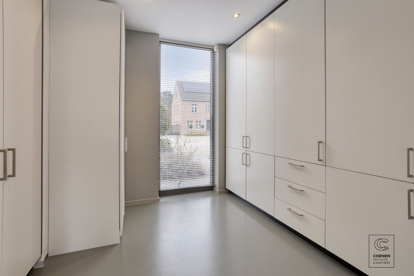 Prachtige woning (2013) van 256 m² met 4 slaapkamers in een doodlopende straat te Grobbendonk! foto 14