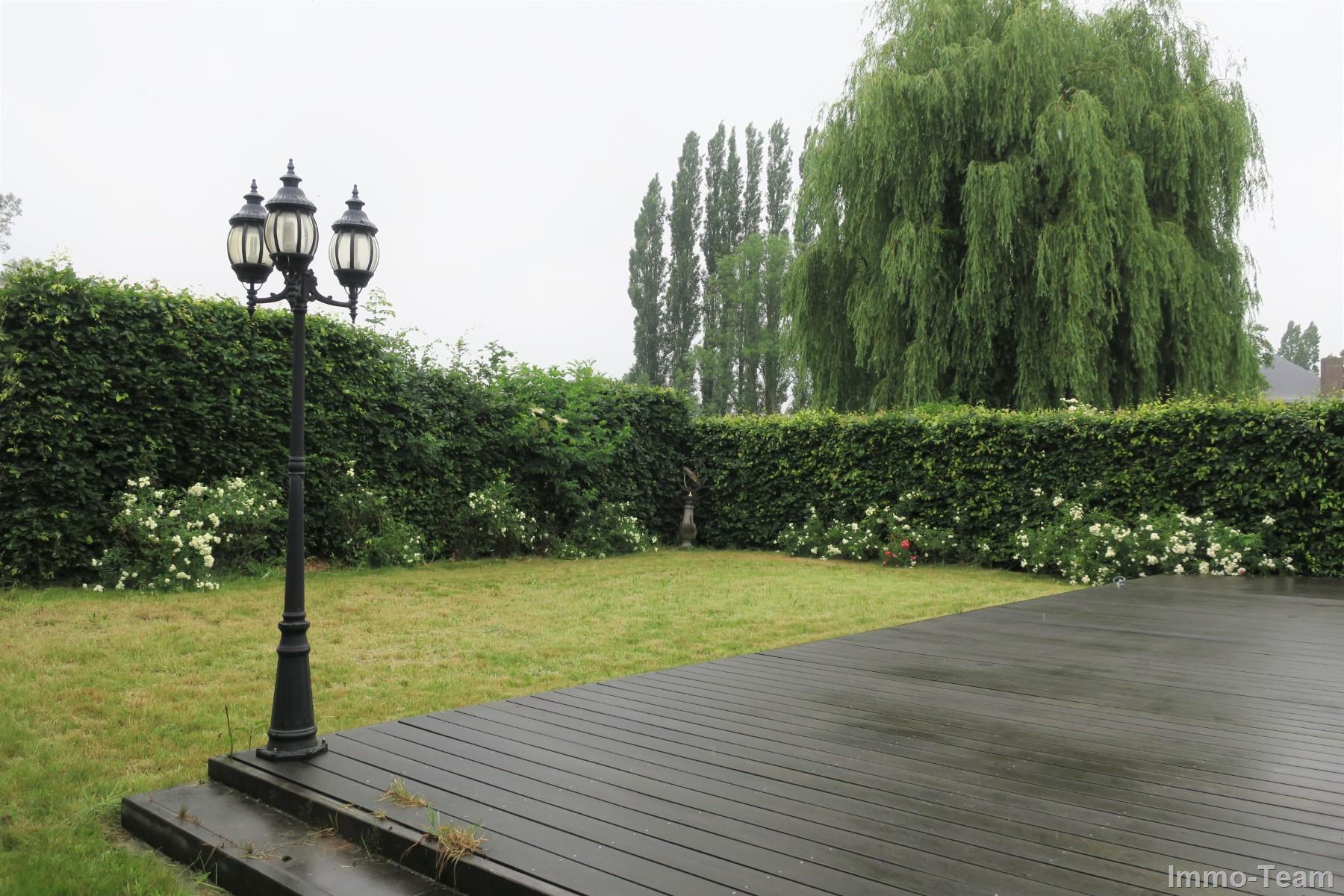 Robuuste karaktervolle woning met loods en weide  foto 14