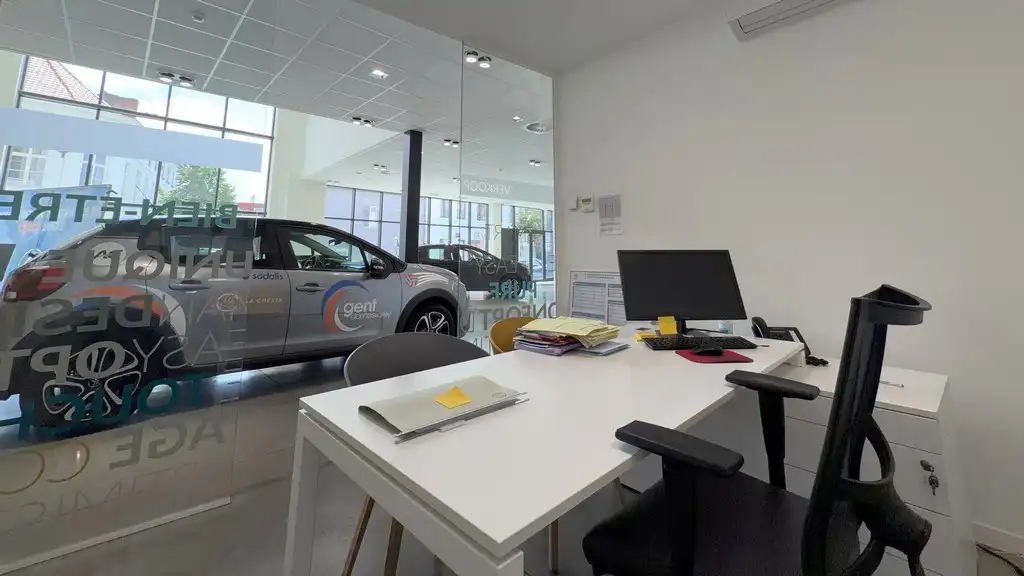Showroom met magazijn te huur aan het Handelsdok in Gent foto 15