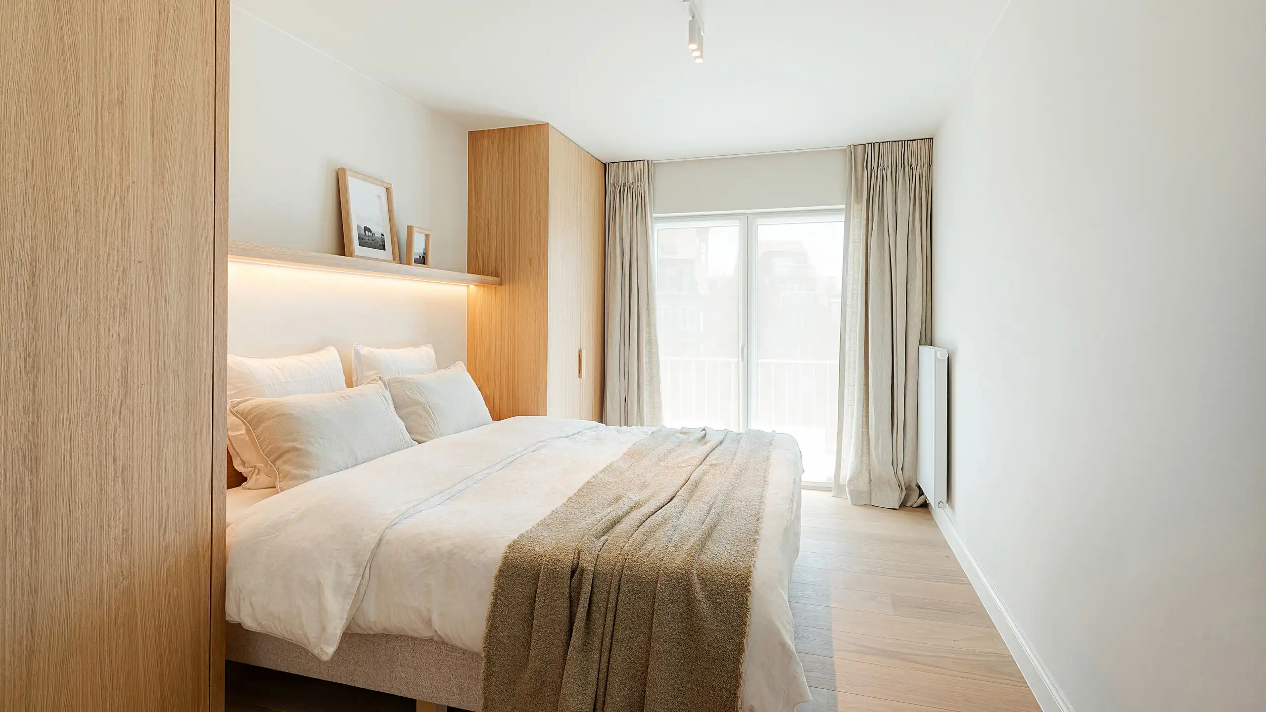 Elegant gerenoveerd appartement nabij de Zeedijk foto 21