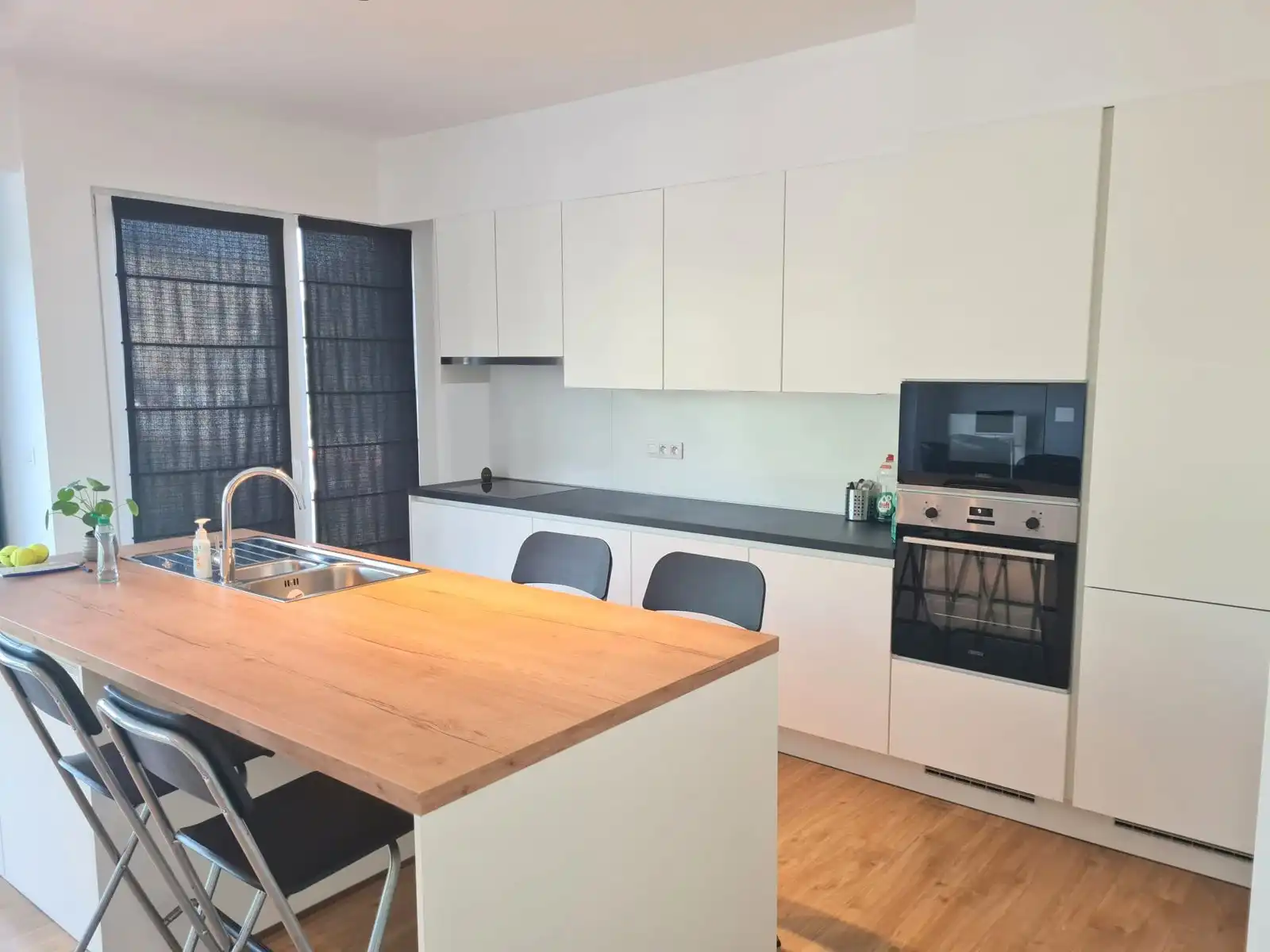 Prachtig 2 slaapkamer appartement op topligging foto 3