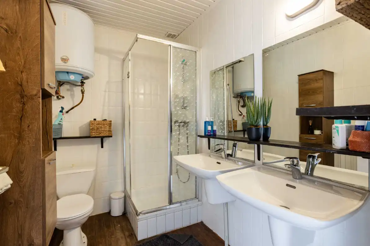 Rijwoning  met 4 slaapkamers en mooie tuin foto 10
