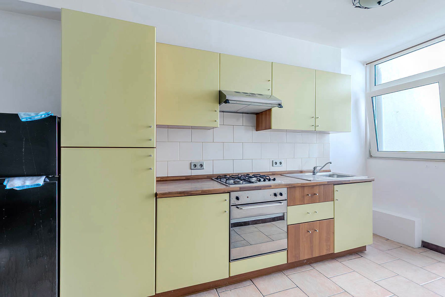 Opbrengsteigendom bestaande uit 3 units te koop. foto 25