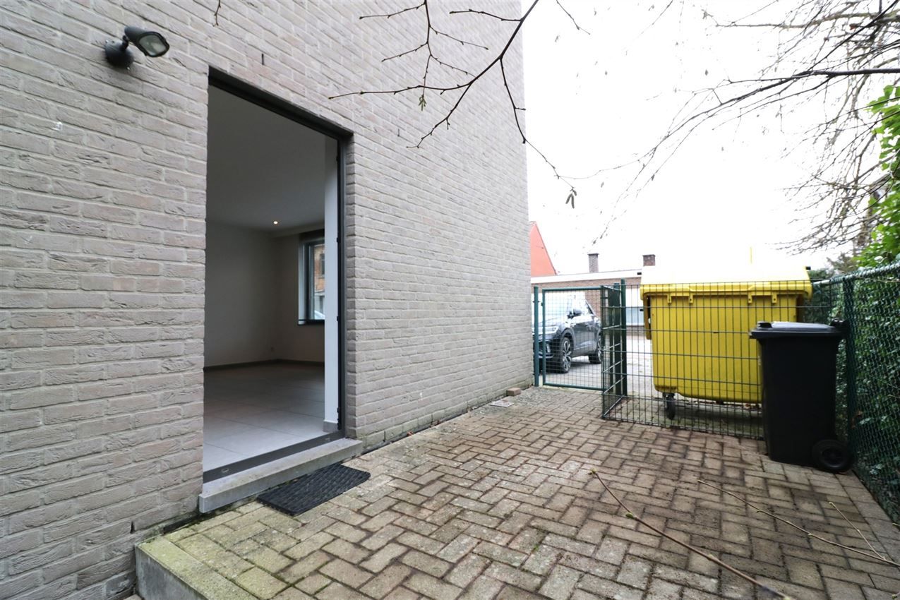 Gelijkvloers app met 1 slpk, terras, nabij station foto 26