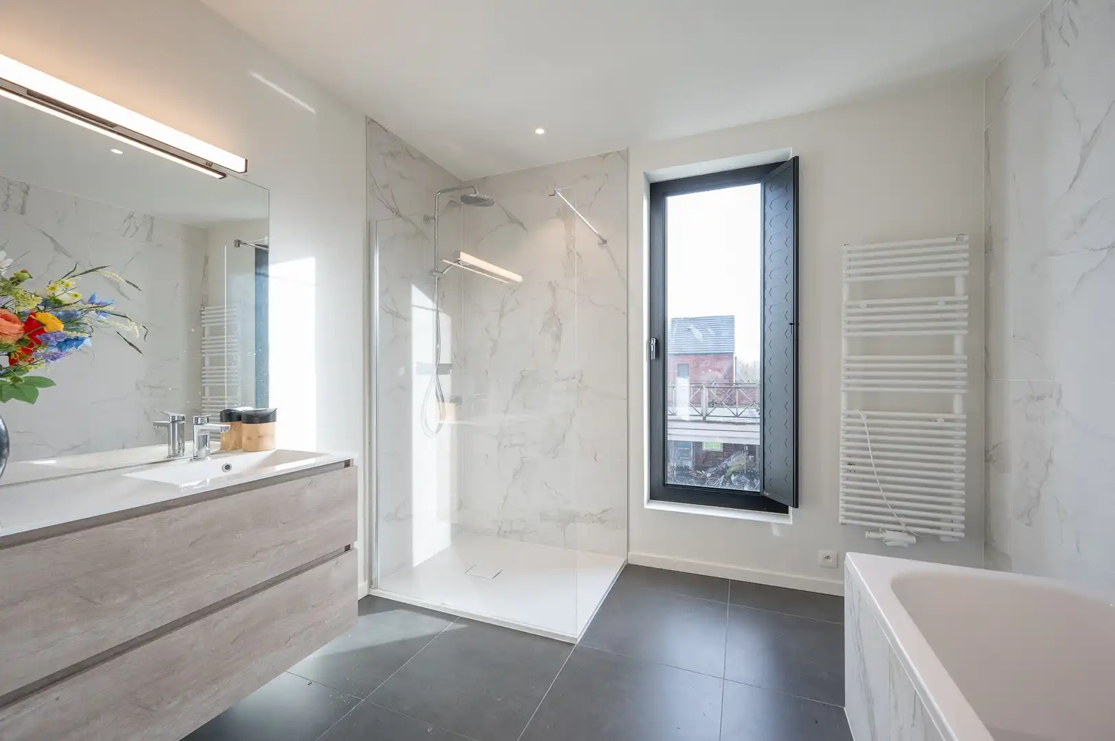 Alleenstaande moderne villa gelegen in een rustige residentiële omgeving te Knokke foto 18