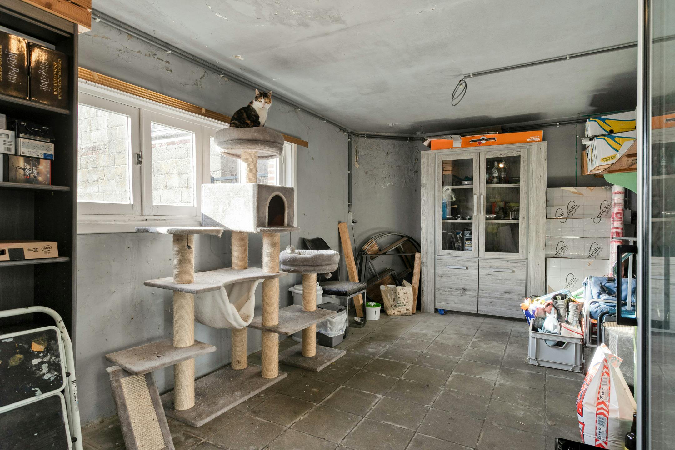 Huis met 4 slaapkamers, garage en zonnige tuin in Landegem foto 14