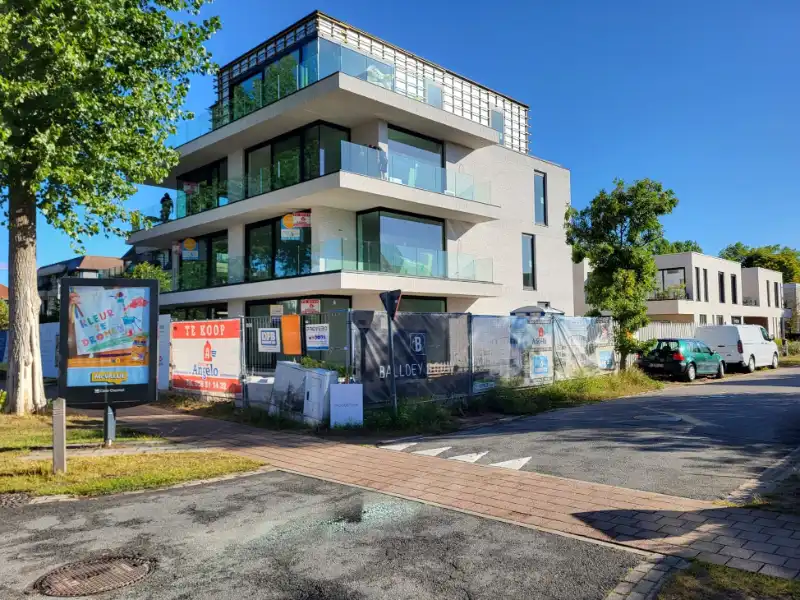 Exclusief nieuwbouw appartement op residentiële ligging foto 2