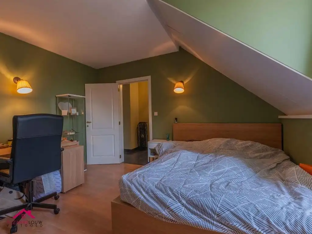 Meergezinswoning in gesloten bebouwing foto 43