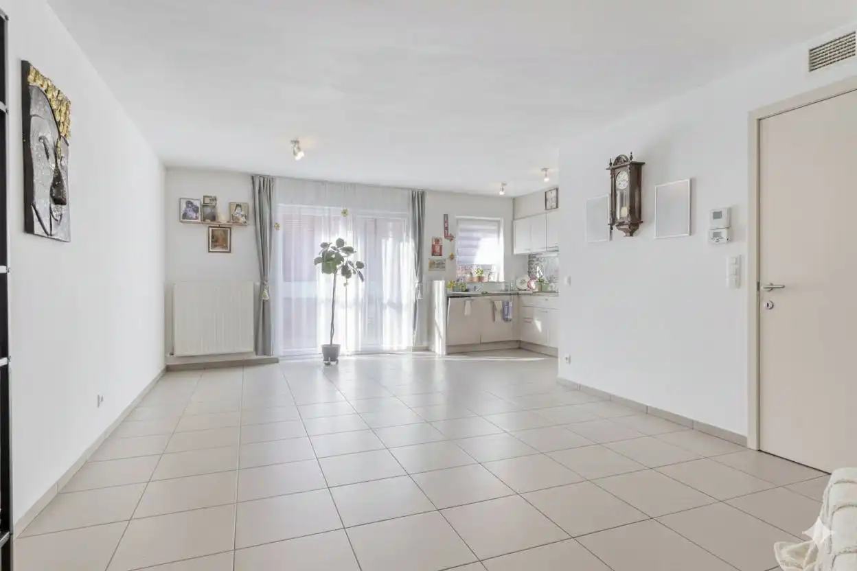 Verhuurd appartement te Izegem  foto {{pictureIndex}}