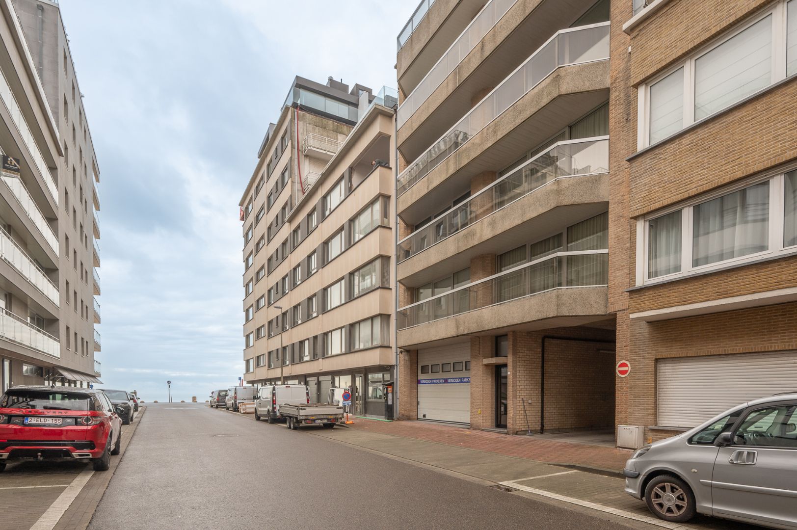 Instapklaar appartement met zijdelings zeezicht foto 14