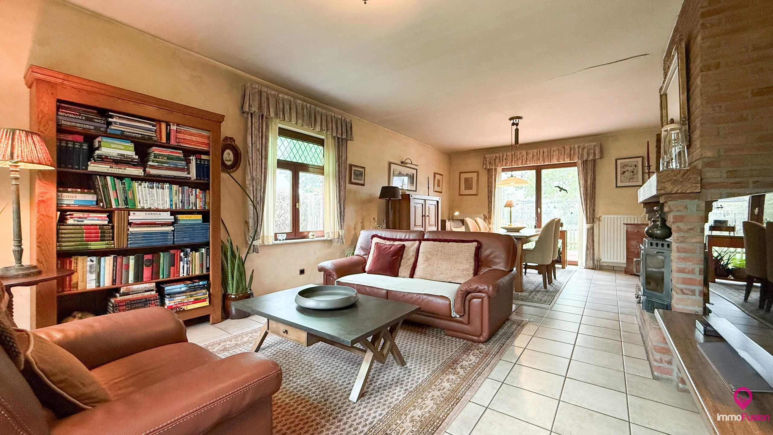 Landelijke gezinswoning met houthaard, tuin + rustige ligging! foto 2