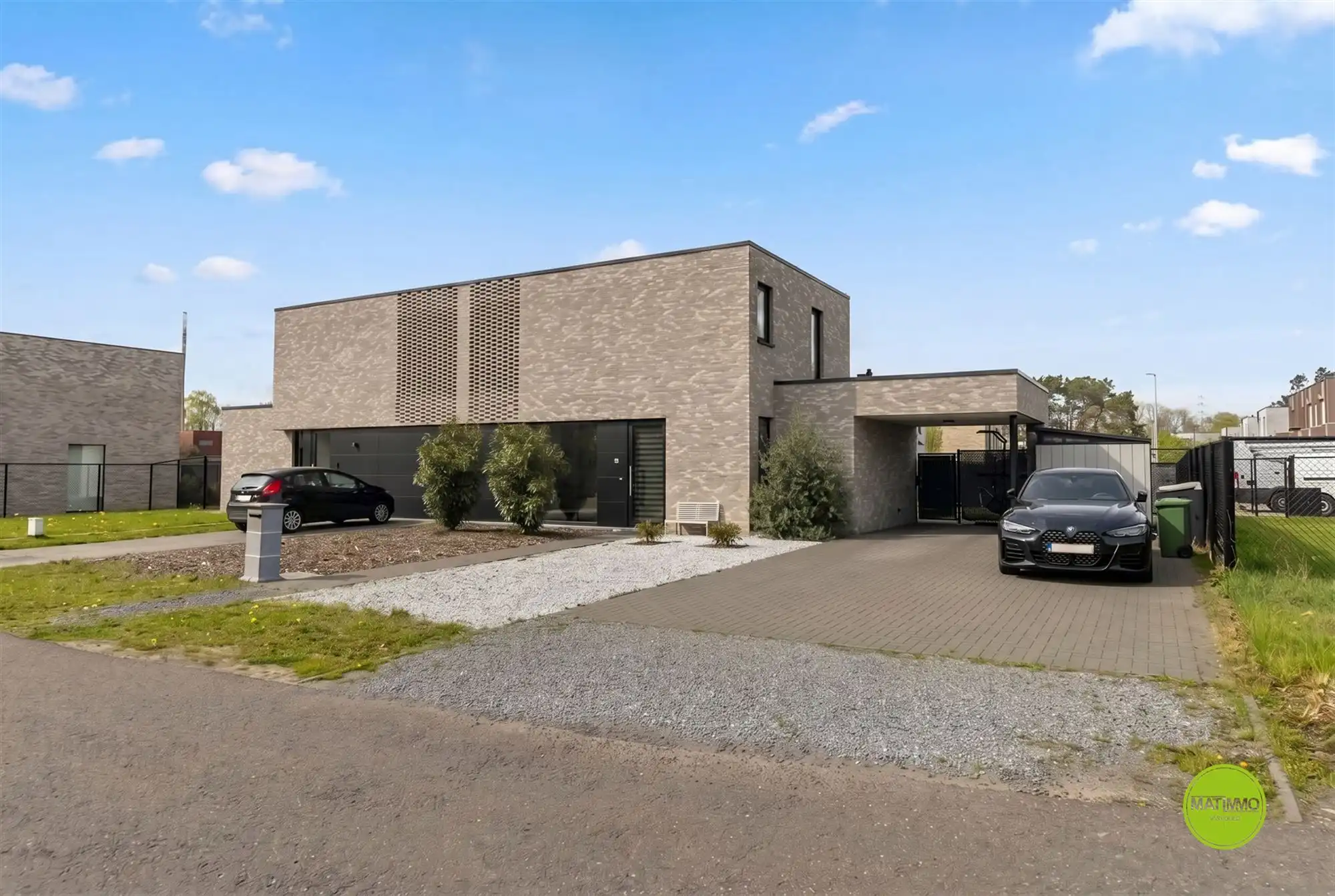 Moderne BEN-woning met 3 slaapkamers op toplocatie foto {{pictureIndex}}