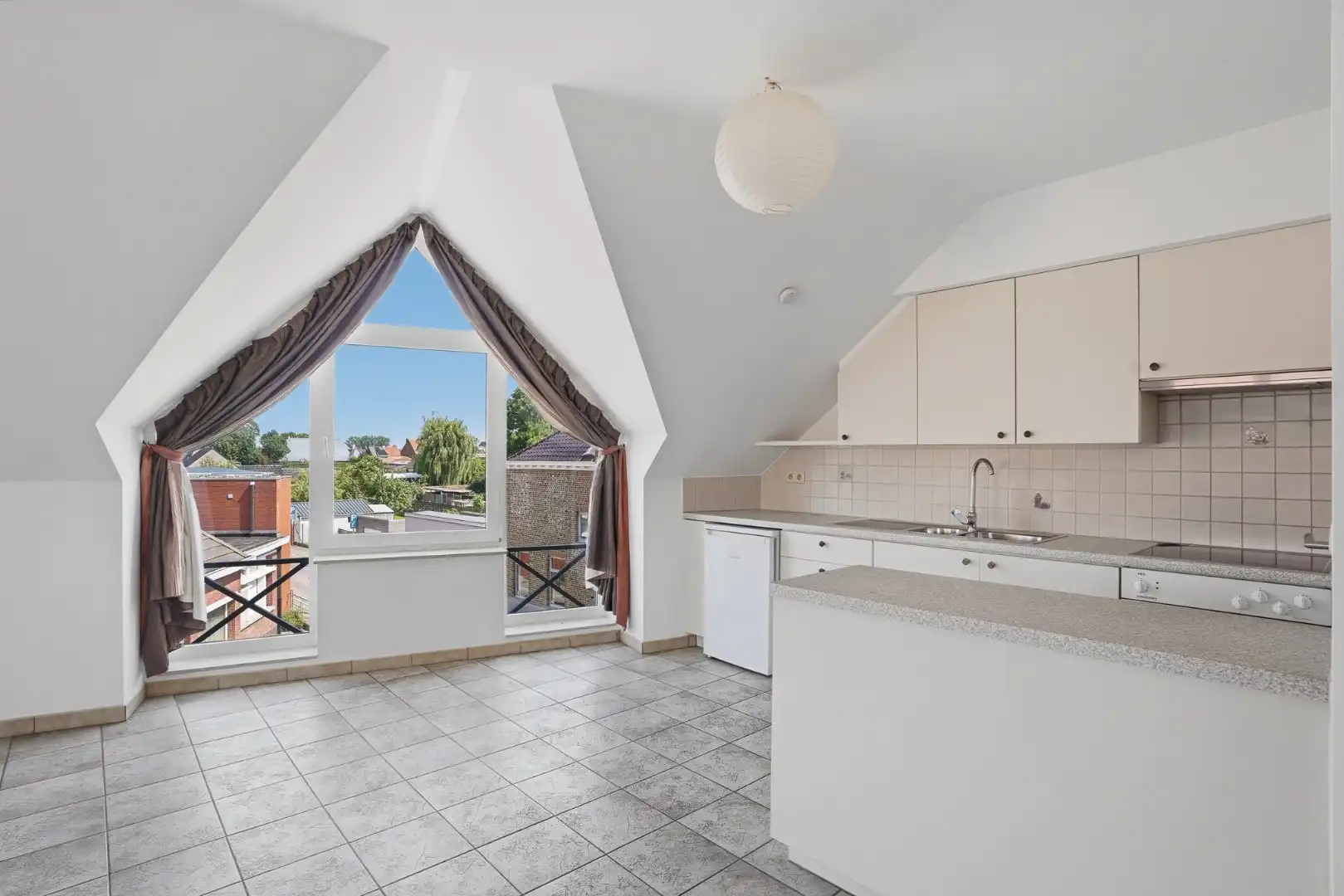 Instapklaar appartement met 2 slaapkamers te Eernegem foto 7