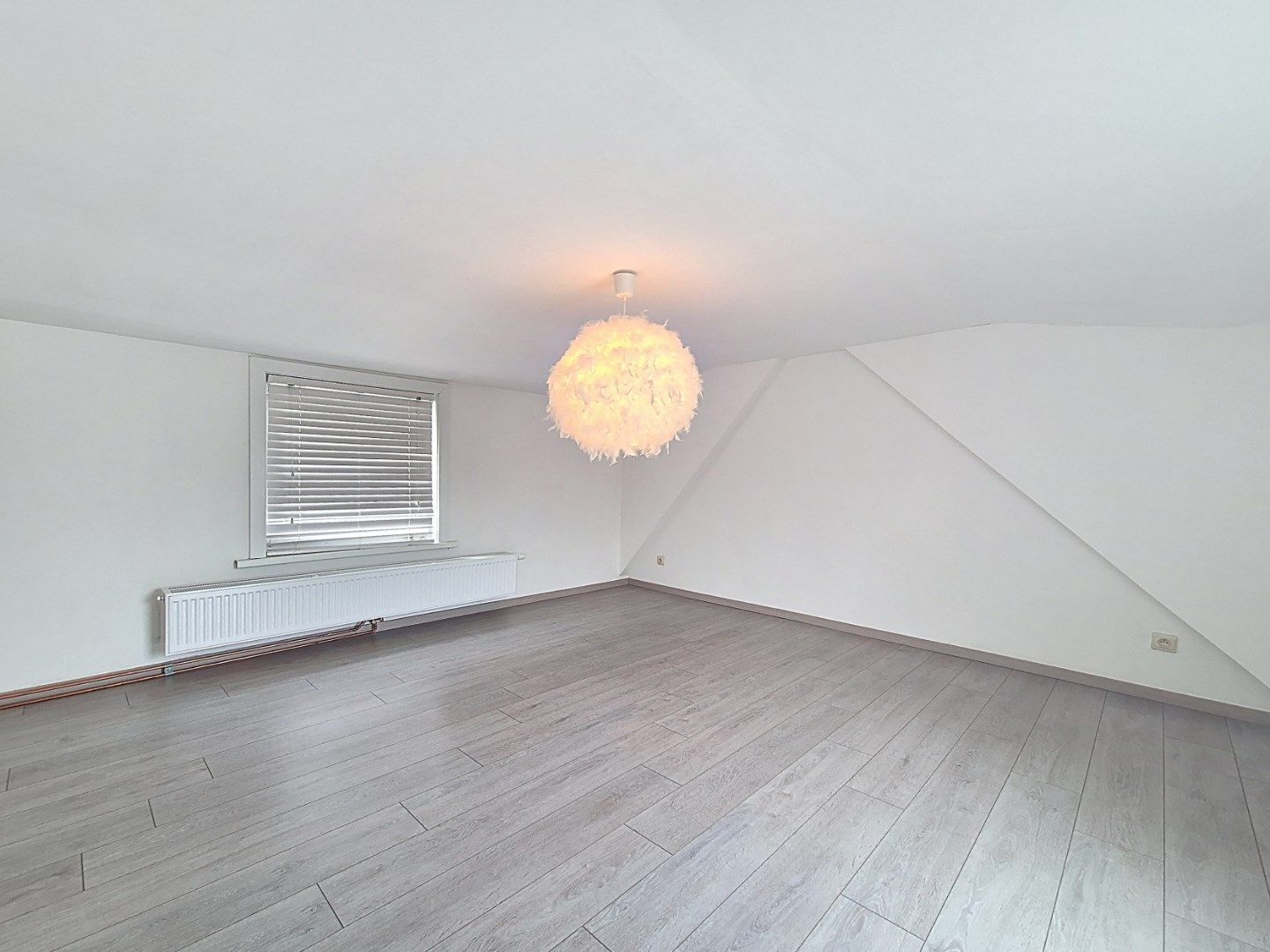 Gerenoveerde woning met 3 slaapkamers foto 14