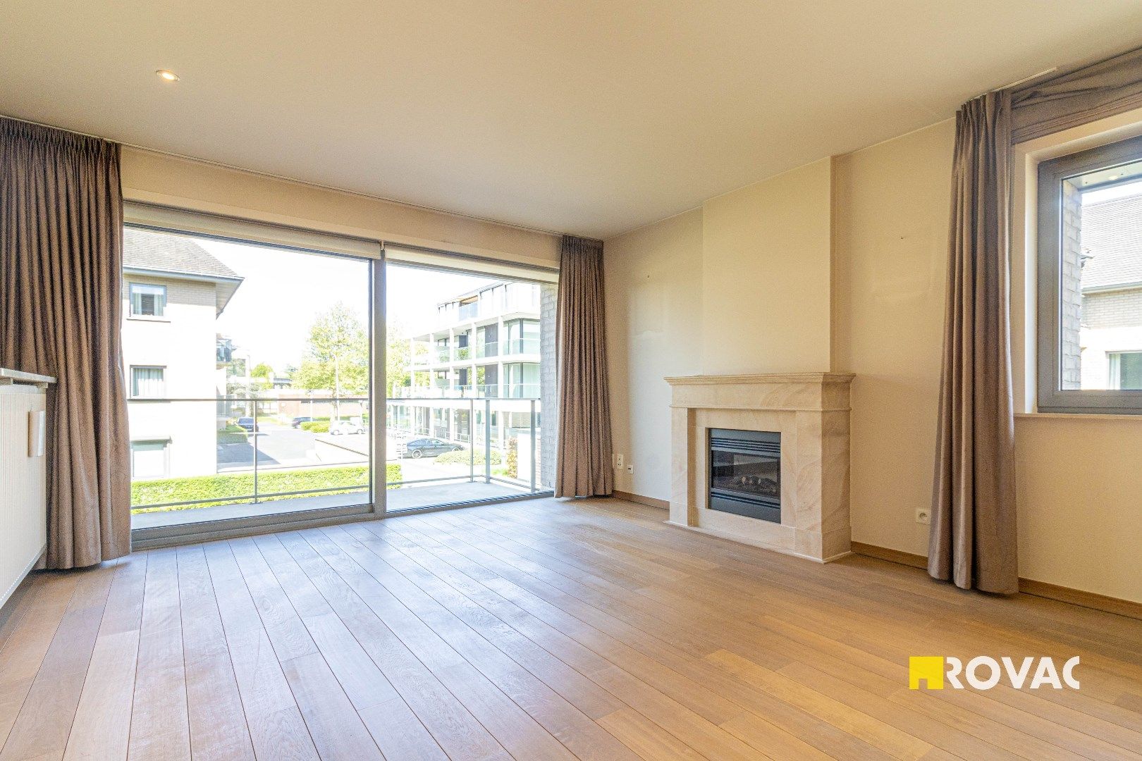Zeer lichtrijk appartement met topligging foto 4