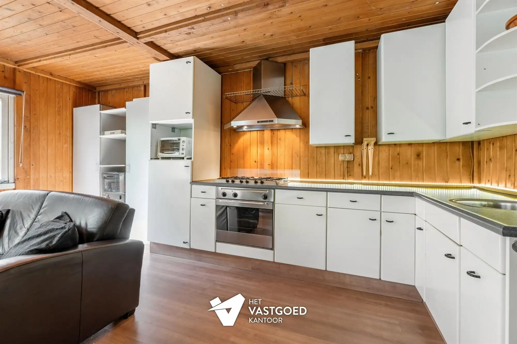 GEZELLIGE CHALET OP FANTASTISCHE LIGGING foto 6