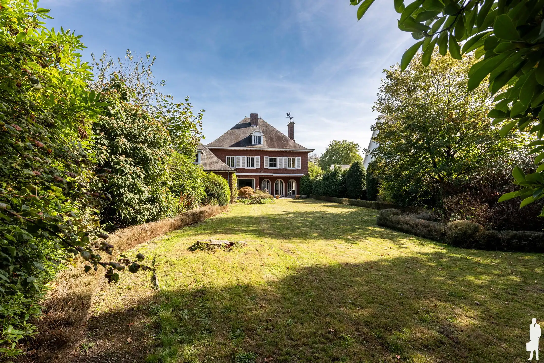 Unieke, statige villa met mooie parktuin nabij het centrum van Hoogstraten gelegen foto 40