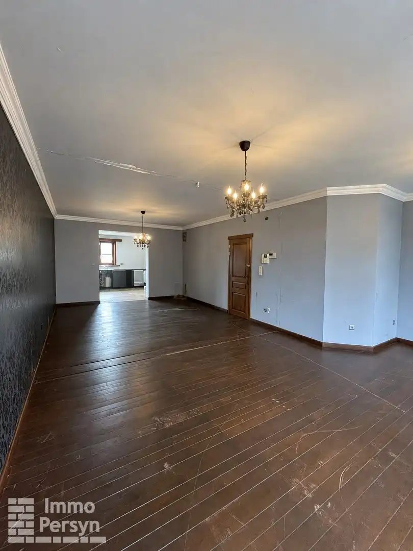Handelspand (800m²!) + woonst (220m²) + Buitenruimte (600m2) foto 19